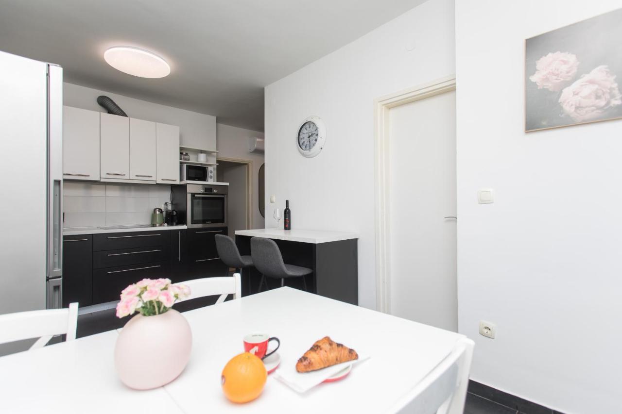 Beus Downtown Apartment Split Exterior photo
