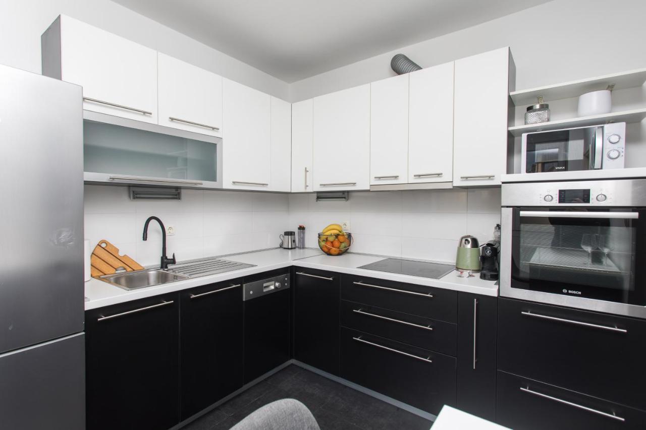 Beus Downtown Apartment Split Exterior photo